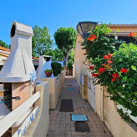 Maison Renovee Et Climatisee Avec Wifi A 600m De La Holiday home Vias